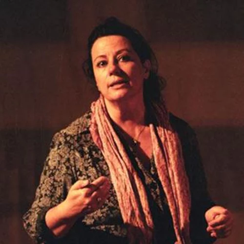 Η "Αγγέλα Παπάζογλου" στο "Μεταξουργείο" της Άννας Βαγενά