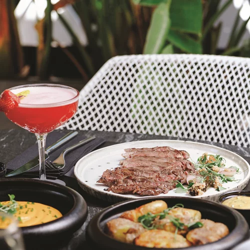 "Chalet Politeia": Φινετσάτη οικειότητα