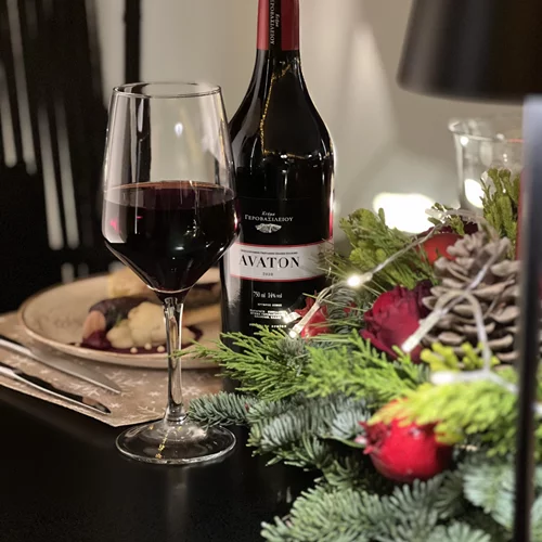 "180West Athens": Το πιο καλά κρυμμένο γιορτινό μυστικό της Αθήνας