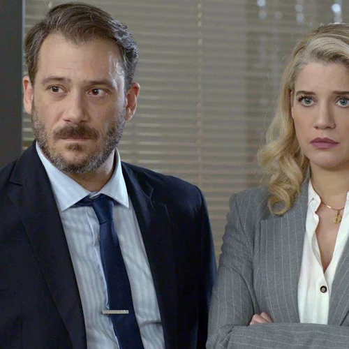 Τζένη Θεωνά και Αντίνοος Αλμπάνης κερδίζουν το κοινό στη νέα σειρά της ΕΡΤ