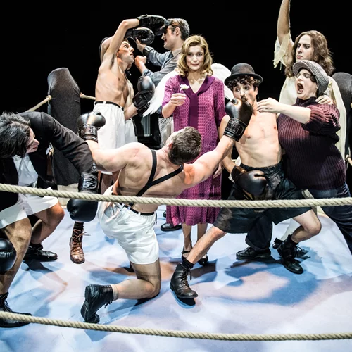 Τα "Φώτα της πόλης" ανάβουν στη σκηνή του Rex