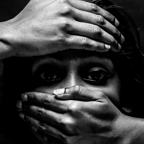 "Κάνε τον Φόβο σου Δύναμη": Μια εκδήλωση αφύπνισης για την πραγματικότητα της Έμφυλης Βίας