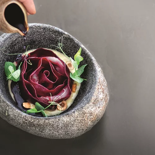 Χρυσοί Σκούφοι 2024: Τα πιο αξέχαστα πιάτα του γαστρονομικού σαφάρι και όλες οι υποψηφιότητες για βραβείο