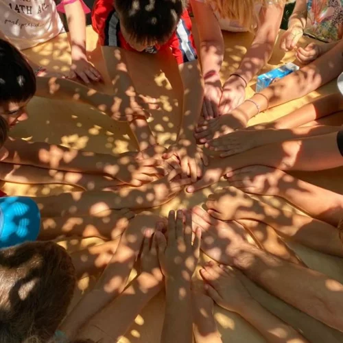 Βουτιές στην τέχνη: Ένα καλοκαιρινό camp για παιδιά 6-12 ετών