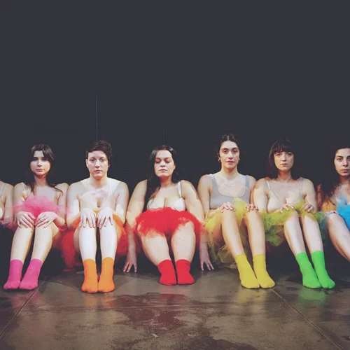 "Το Μαράκι έκλασε": Τελευταίες παραστάσεις για την sold out επιτυχία των Seven Sisters