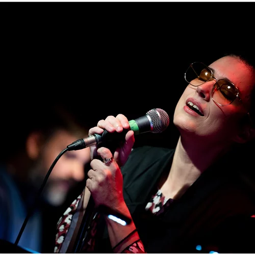 Ευσταθία: Εφ' όλης της ύλης στο "Half Note", σε μια ωραία βραδιά με καλεσμένη τη Μελίνα Τανάγρη