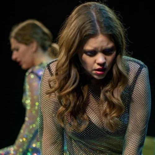 "Δάφνη": Νέες φωτογραφίες από την παράσταση και την επίσκεψη της συγγραφέα Ραφαέλλα Μάρκους