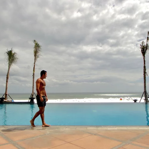 "SUITE 2024": Στο "Athénée" το release party της νέας συλλογής του Αλέξανδρου Χριστόπουλου