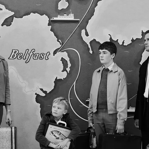 Το "Belfast" με το βλέμμα του Κένεθ Μπράνα