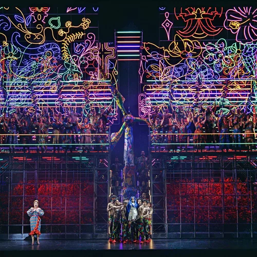 Ένα βεριστικό δίπτυχο ("Καβαλλερία ρουστικάνα" – "Παλιάτσοι") του ύψους και του βάθους & το αίνιγμα της "Νεκρής πόλης" στη Λυρική