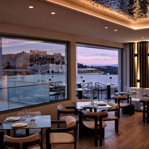 "Focal": Ρεβεγιόν με φόντο την Ακρόπολη