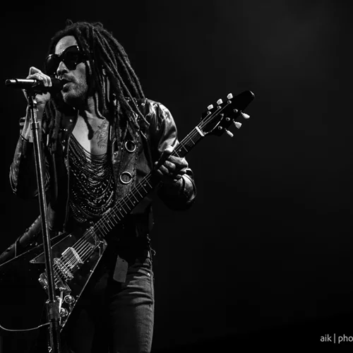 AthensRocks 2024: Ο κραταιός Lenny Kravitz κέρασε rock στο μη-rock κοινό της πόλης