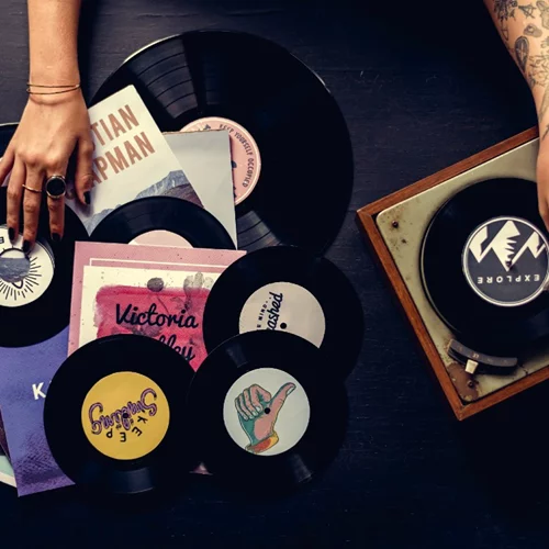 Το παζάρι δίσκων του "An" μας βάζει σε χριστουγεννιάτικο mood