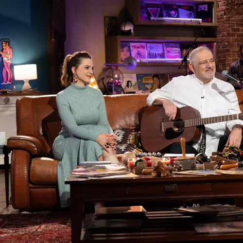 "Μουσικό Κουτί": Βρεθήκαμε στα γυρίσματα της εκπομπής του Νίκου Πορτοκάλογλου