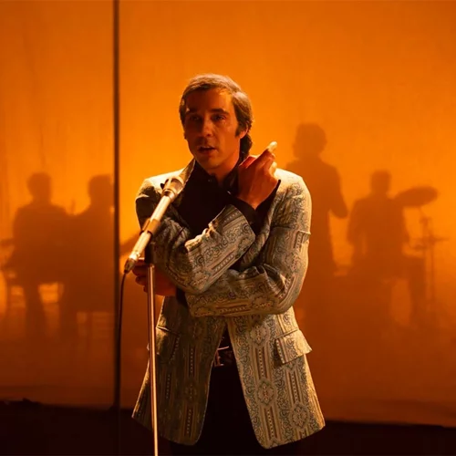 Ο Κύριος Αζναβούρ