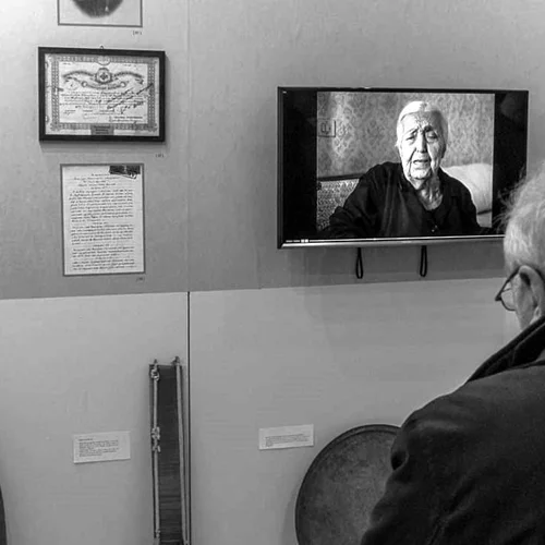 Εκθεσιακό αφιέρωμα 100 Χρόνια Νέα Κοκκινιά – Νίκαια: Από τον προσφυγικό συνοικισμό στην πόλη και τους φωτογράφους της