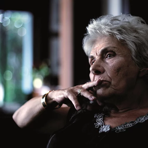 25 Xρόνια Κική Δημουλά και εκδόσεις Ίκαρος στο Ινστιτούτο Γκαίτε