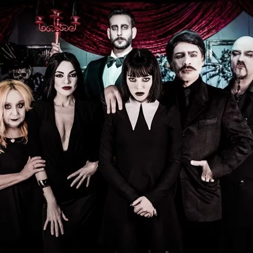 Αυτή είναι η "Οικογένεια Άνταμς" που έρχεται στο Βέμπο