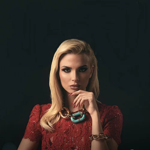 Νέα ημερομηνία και μέρος για τη συναυλία της Κατερίνας Λιόλιου