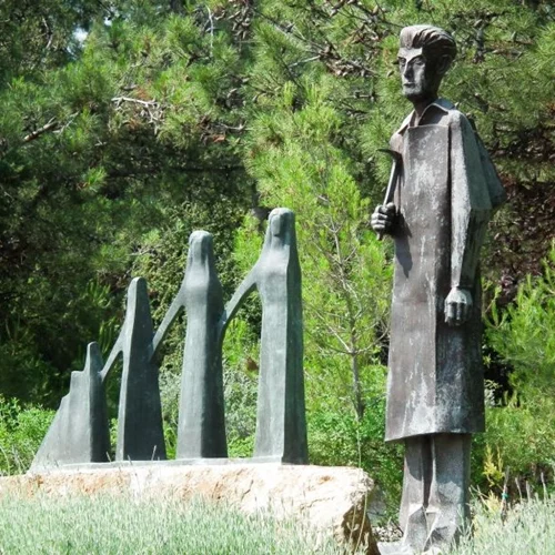 Ξενάγηση στην Υπαίθρια Δημοτική Γλυπτοθήκη Ψυχικού