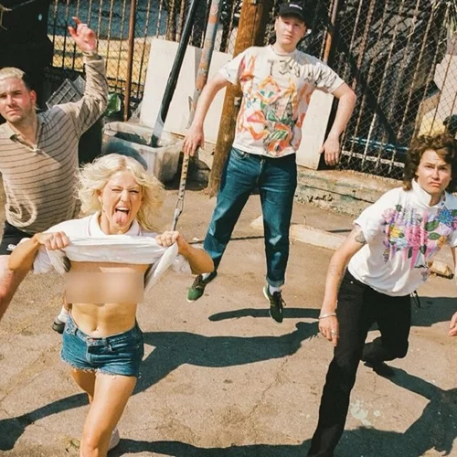 Amyl & The Sniffers: Πρώτο ραντεβού με το ελληνικό κοινό