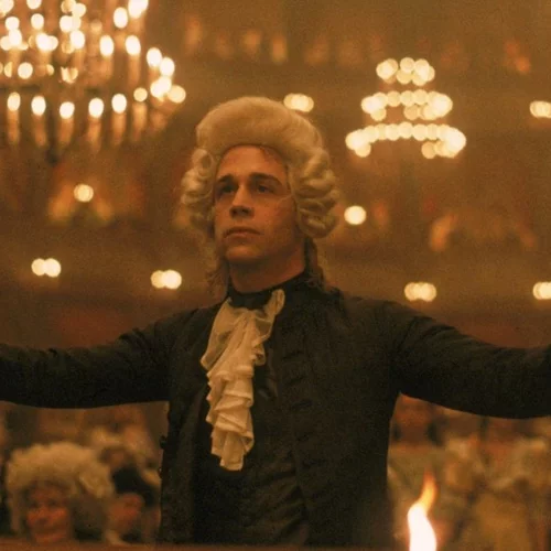 "Ο Χρήστος Ακούει Σινεμά στο Δαναό" και παρουσιάζει την κινηματογραφική συμφωνία του "Amadeus" του Μίλος Φόρμαν