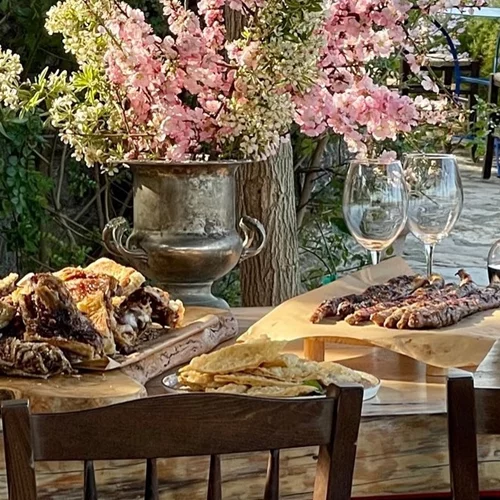 Στα εστιατόρια της Κρήτης για κορυφαία ελληνική κουζίνα