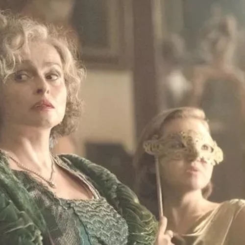 Έρχεται νέα σειρά μυστηρίου της Άγκαθα Κρίστι, με Έλενα Μπόναμ Κάρτερ και Μάρτιν Φρίμαν