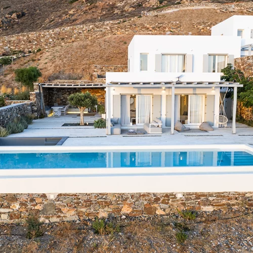 Passion Luxury Living: Η ενσάρκωση του slow living luxury στις Κυκλάδες και την Αθήνα