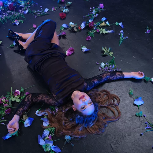 Η πολυσυζητημένη "Δωδέκατη Νύχτα" του Γιάννη Κακλέα συνεχίζεται στο Θέατρο Τέχνης