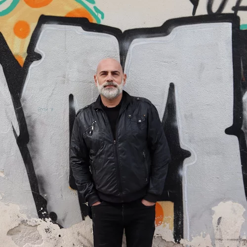 Ο Δημήτρης Καρατζιάς συνεχίζει για 10η χρονιά τα θεατρικά του εργαστήρια