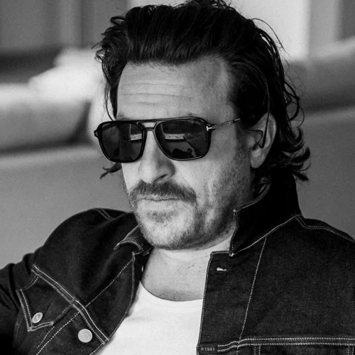 Το "Floyd" υποδέχεται τον βασιλιά του electro-swing Parov Stelar