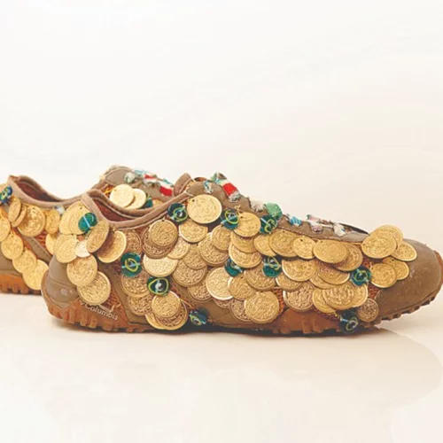 Η σχέση του φολκλόρ με την έννοια της παράδοσης