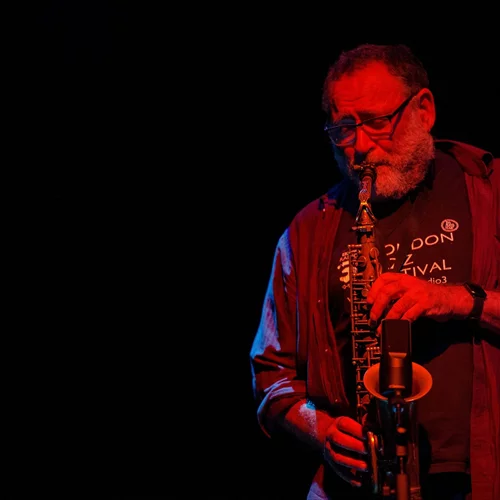 O Gilad Atzmon επιστρέφει στη σκηνή του Jazzet