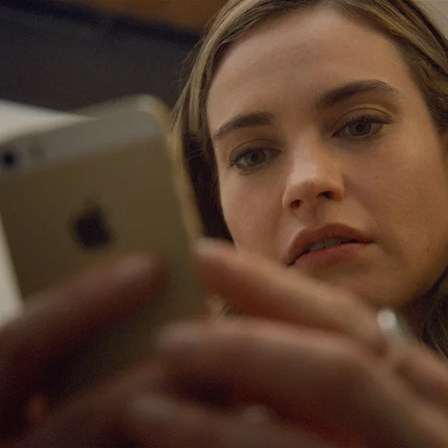 Στο "Swiped" παρακολουθούμε την επανάσταση του dating (trailer)