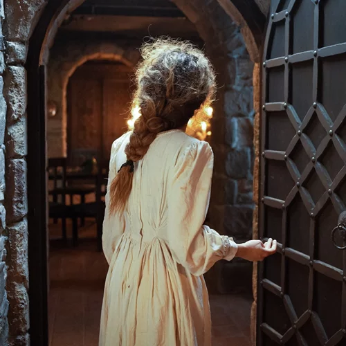 "Η Μάγισσα": Το "α" στο σετ της μεγαλύτερης ελληνικής τηλεοπτικής παραγωγής