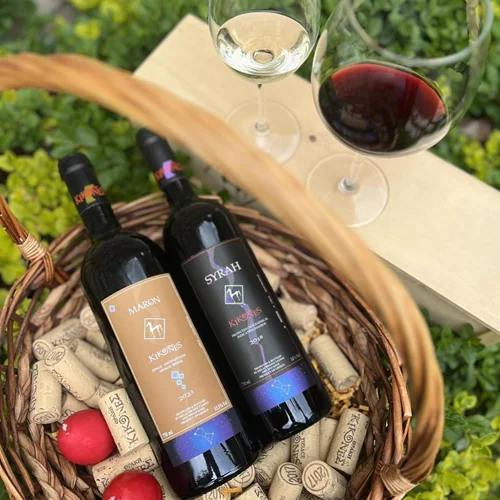 Κτήμα Κίκονες: Δύο ξεχωριστές ετικέτες για το φετινό πασχαλινό τραπέζι