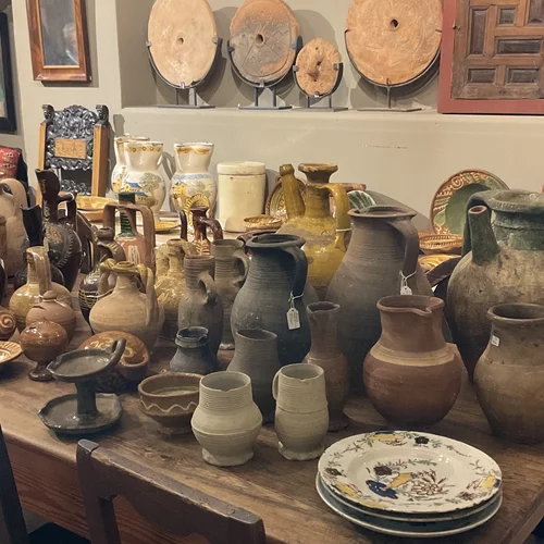 Το παζάρι κεραμικών στo Vlastaris Antiques επιστρέφει