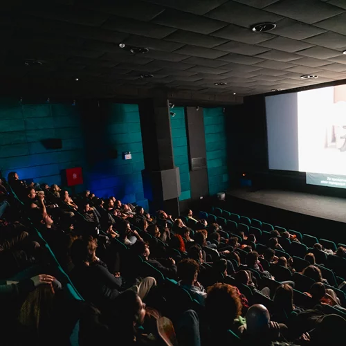Το 6ο Positively Different Short Film Festival ολοκληρώθηκε με συγκίνηση, αλληλεγγύη και τολμηρή φαντασία