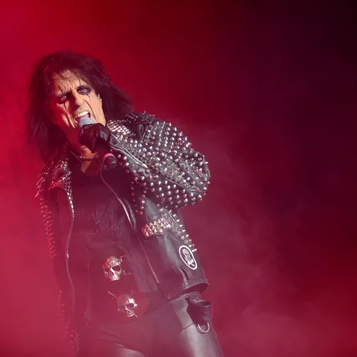 Alice Cooper: Δέκα τραγούδια του μέσα από τα λόγια του ίδιου και πέντε διασκευές σε γνωστά του τραγούδια