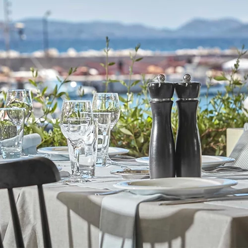 "Καστελόριζο": Καλοκαίρι στη Βάρκιζα