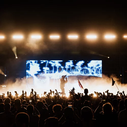 Το Plisskën Festival 2025 έρχεται να ηλεκτρίσει την Αθήνα