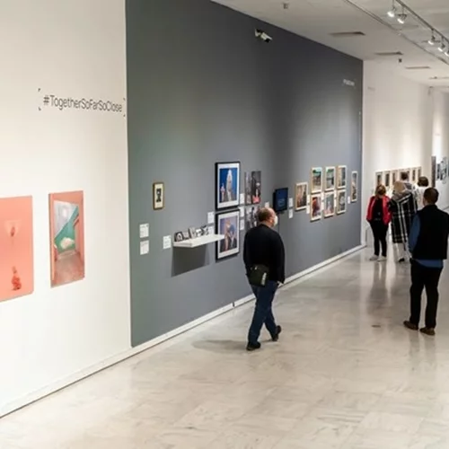 Διαγωνισμοί για διευθυντές/διευθύντριες των μουσείων σύγχρονης τέχνης: ένα πρόβλημα που απαιτεί λύση