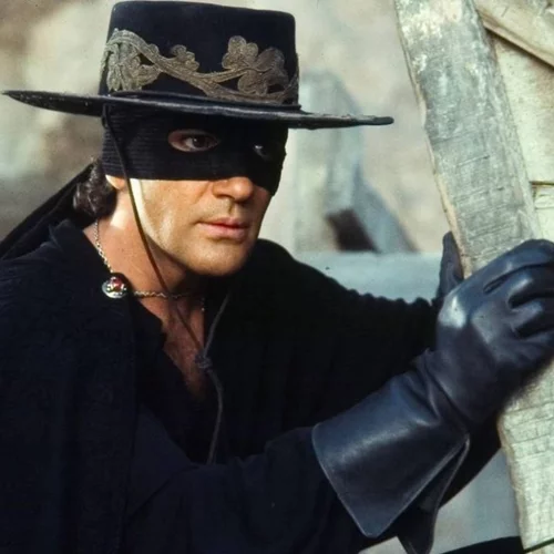 Ο Αντόνιο Μπαντέρας θέλει τον Τομ Χόλαντ να ενσαρκώσει το Ζορό