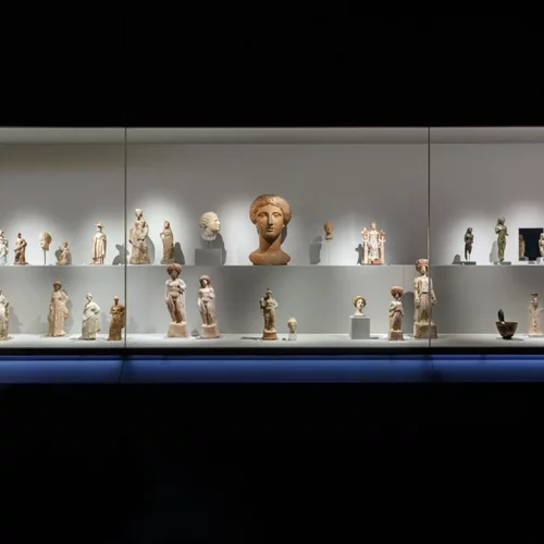 Τελευταίες ημέρες για να απολαύσετε τη μεγάλη αρχαιολογική έκθεση "Κάλλος" στο Μουσείο Κυκλαδικής Τέχνης