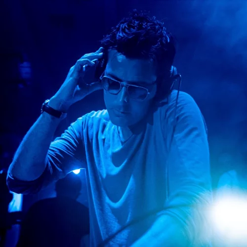 O Αλέξανδρος Χριστόπουλος γιορτάζει το νέο φεγγάρι