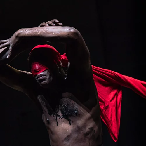 Φεστιβάλ Αθηνών: Χορευτικό μανιφέστο κατά της βίας από τη Λία Ροντρίγκες