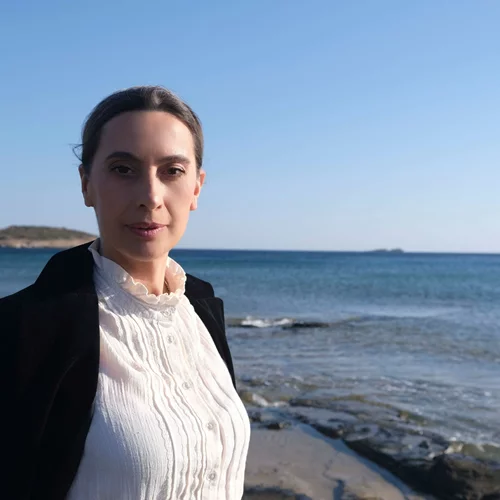 "Ιζαμπέλ Ρεμπό, ο δικός μου Αρθούρος": Ο μονόλογος της Βίκυς Βολιώτη επιστρέφει