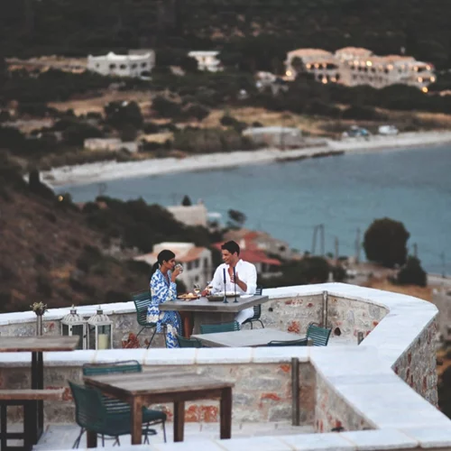 "Ανερούσα", Μάνη