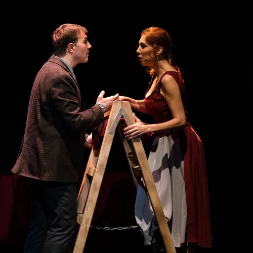 "Ay, Carmela!": Η επίκαιρη αντιπολεμική αλληγορία επιστρέφει στο Θέατρο Μεταξουργείο